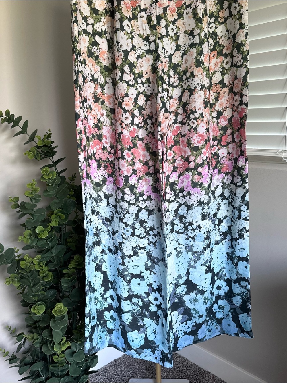 REISS Floral Wide-Leg Pants in Blue and Pink - Picture 3 of 8
